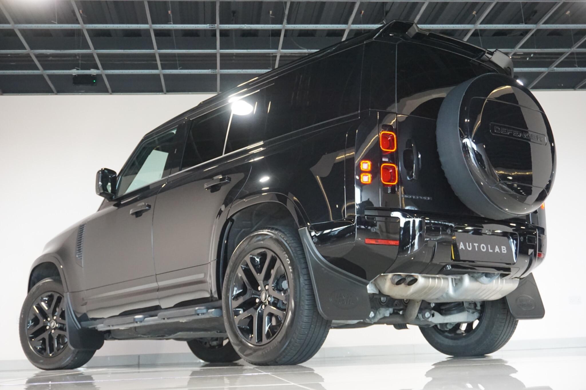 Land Rover Defender 110 3.0 D250 MHEV S Hard Top SUV 5dr Diesel Auto 4WD MWB Euro 6 (s/s) (250 ps)